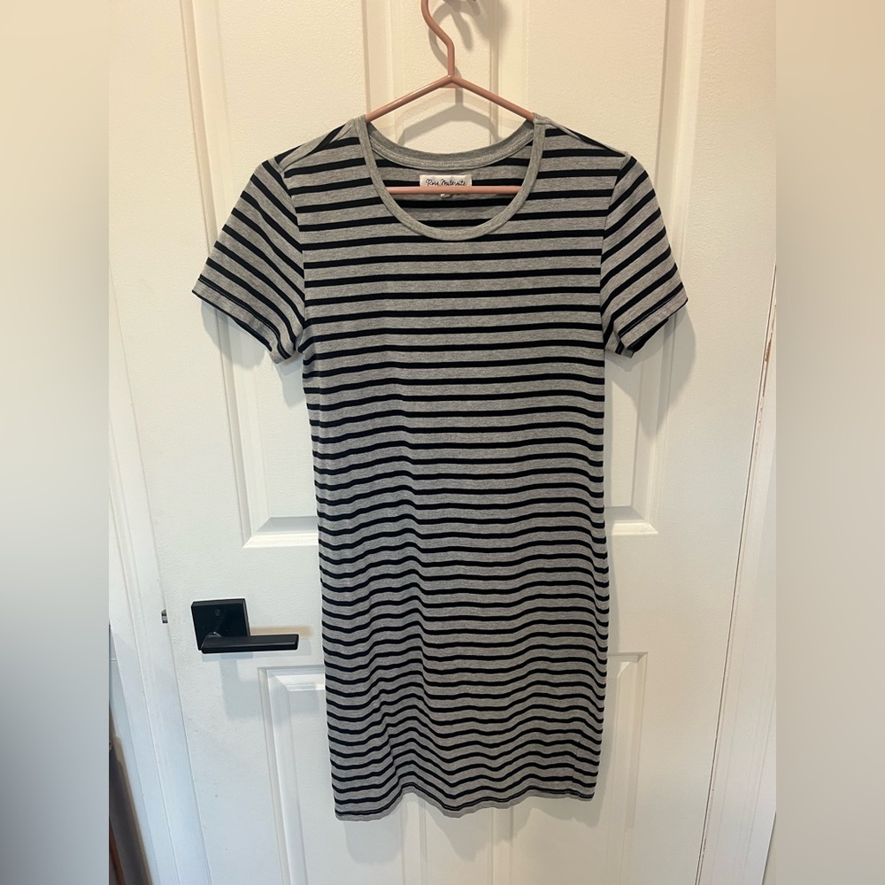 Striped Gray and Navy Rose Maternite Maternity T-Shirt Dress